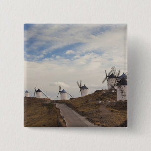 Chapa Cuadrada Consuegra, antiguos molinos de viento de La Mancha