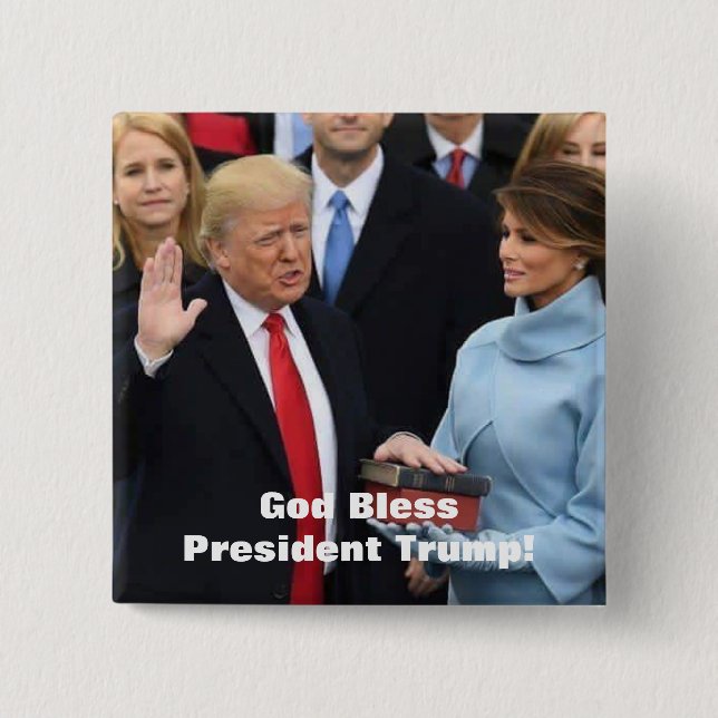 Chapa Cuadrada Dios bendice a presidente Trump Button (Anverso)