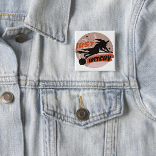 Chapa Cuadrada Disfraz de bruja retro de Halloween con caramelos