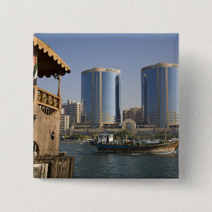 Chapa Cuadrada EAU, Dubai, Dubai Creek. Canal de cruceros Dhow