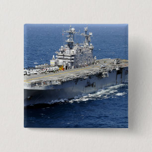 Chapa Cuadrada El buque de asalto anfibio USS Peleliu