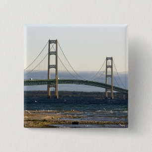 Chapa Cuadrada El puente de Mackinac atravesando los Estrechos de