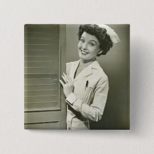 Chapa Cuadrada Enfermera de mirada furtiva