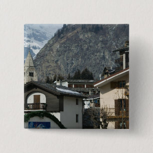 Chapa Cuadrada Europa, Italia, Valle d'Aosta, COURMAYEUR: Pueblo