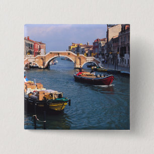 Chapa Cuadrada Europa, Italia, Venecia. Barcos que traen