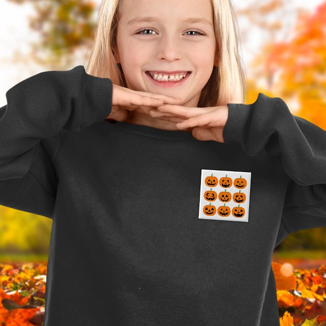 Chapa Cuadrada Farolitos expresivos y felices (This item is for display purposes only to illustrate the design element. )