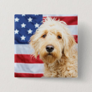 Chapa Cuadrada Goldendoodle con bandera estadounidense