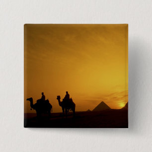 Chapa Cuadrada Grandes Pirámides de Giza, Egipto al atardecer