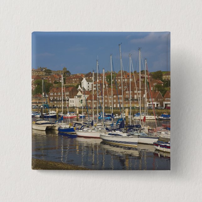 Chapa Cuadrada Harbour, Whitby, North Yorkshire, Inglaterra (Anverso)