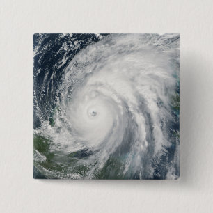 Chapa Cuadrada Huracán Wilma sobre México