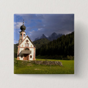 Chapa Cuadrada Iglesia solitaria y aislada llamada Rainui