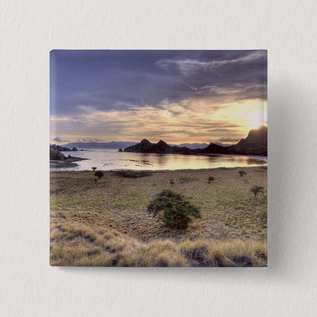 Chapa Cuadrada Indonesia, Parque Nacional Komodo. Puesta de sol e (Anverso)