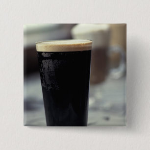 Chapa Cuadrada Irlanda. Pinta de cerveza negra.