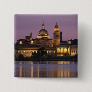 Chapa Cuadrada Italia, provincia de Mantua, Mantua. Vista de la c