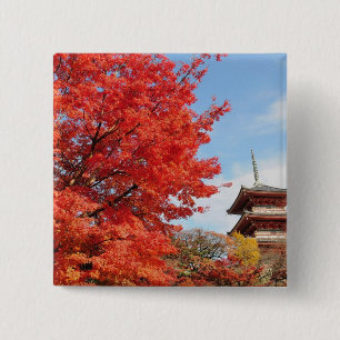 Chapa Cuadrada Japón, Kyoto. Templo Kiyomizu en color de otoño