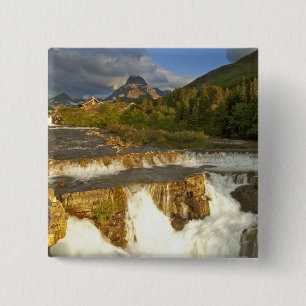 Chapa Cuadrada La luz de la mañana saluda a Swiftcurrent Falls en