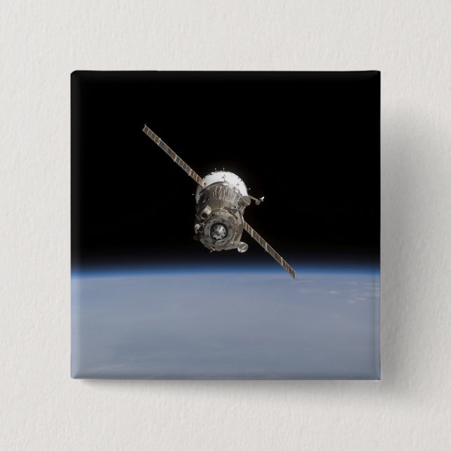 Chapa Cuadrada La nave espacial Soyuz TMA-11 sobre el horizonte d (Anverso)