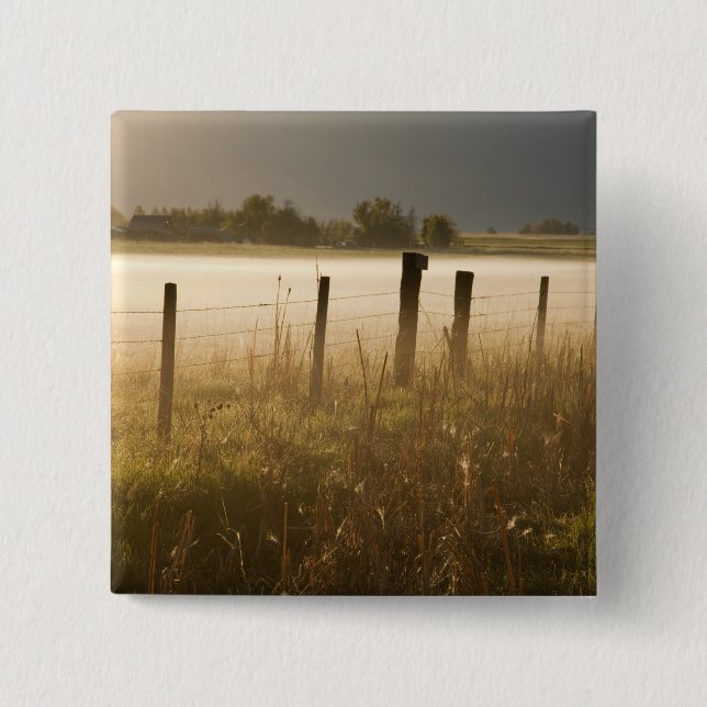 Chapa Cuadrada La salida del sol enciende la niebla a lo largo de (Anverso)