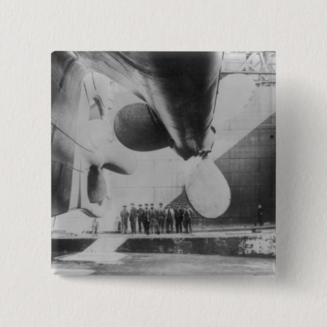 Chapa Cuadrada Lanzamiento del Titanic (Anverso)