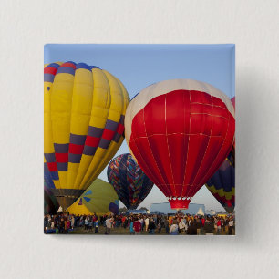 Chapa Cuadrada Lanzando globos de aire caliente