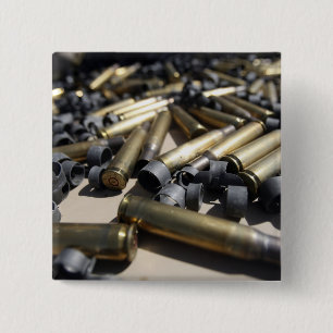 Chapa Cuadrada Latón gastado y vínculos desintegrados