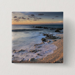 Chapa Cuadrada Mar Caribe, Islas Caimán.  Olas en crisis