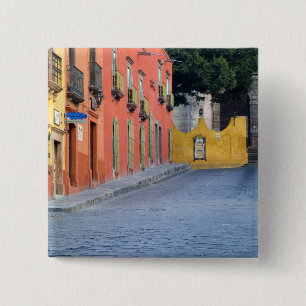 Chapa Cuadrada México, San Miguel de Allende, casas a lo largo