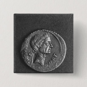 Chapa Cuadrada Moneda con un retrato de Julio César