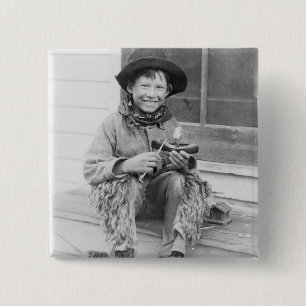 Chapa Cuadrada Muchacho vestido como vaquero con los juguetes