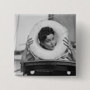 Chapa Cuadrada Mujer que presenta 3