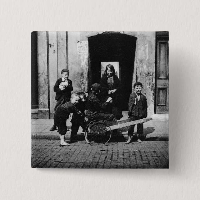 Chapa Cuadrada Niños en tugurios de Londres (Anverso)