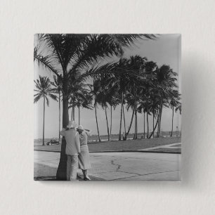 Chapa Cuadrada Pares que se colocan debajo de árbol