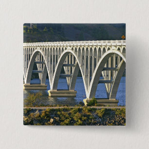 Chapa Cuadrada Patterson Memorial Bridge autopista 101 sobre