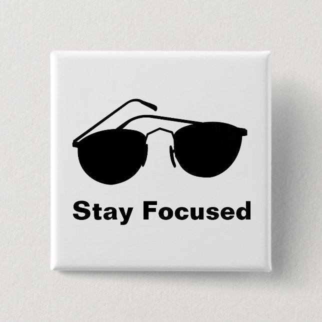 Chapa Cuadrada Permanecer centrado en 2026 (Anverso)