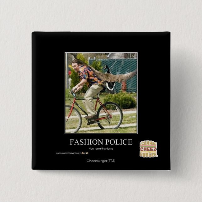 Chapa Cuadrada Policía de la moda (Anverso)