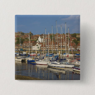 Chapa Cuadrada Puerto, Whitby, North Yorkshire, Inglaterra