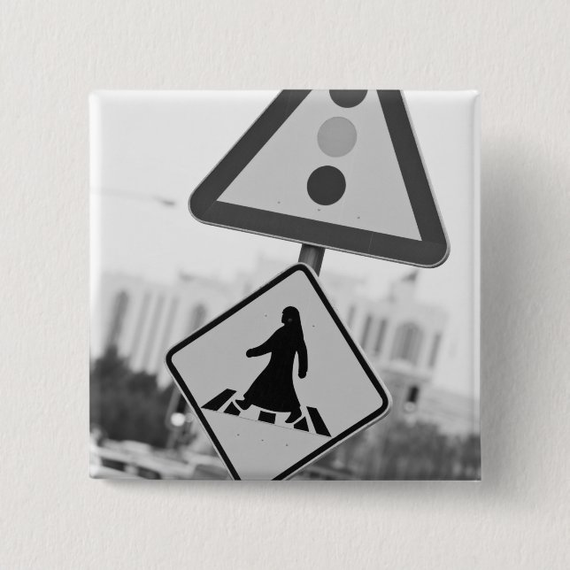 Chapa Cuadrada Qatar, Y Dawhah, Doha. Peatón árabe 2 (Anverso)