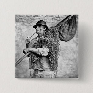 Chapa Cuadrada Retrato de un pescador que lleva sus redes (pho de