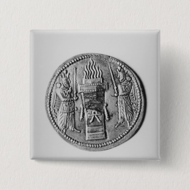Chapa Cuadrada Revés de una moneda de Shapur II (Anverso)