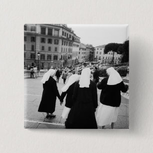 Chapa Cuadrada Roma Italia, ¡Patrulla de monjas! (NR)
