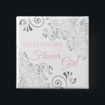 Chapa Cuadrada Rosa y gris de la etiqueta del nombre del florista<br><div class="desc">Identifique a los protagonistas en su ducha, boda o cena nupcial del ensayo con nuestros botones elegantes, rosados y grises. Diseñó coordinar con nuestra habitación elegante rosada y gris de la boda, características de este botón un falso flourish de plata del efecto metalizado en un fondo blanco con el florista...</div>