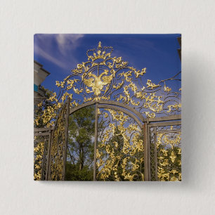 Chapa Cuadrada Rusia, Pushkin. Detalle de la puerta y torres de a