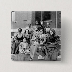 Chapa Cuadrada Señoras jovenes en Fisk, 1890s