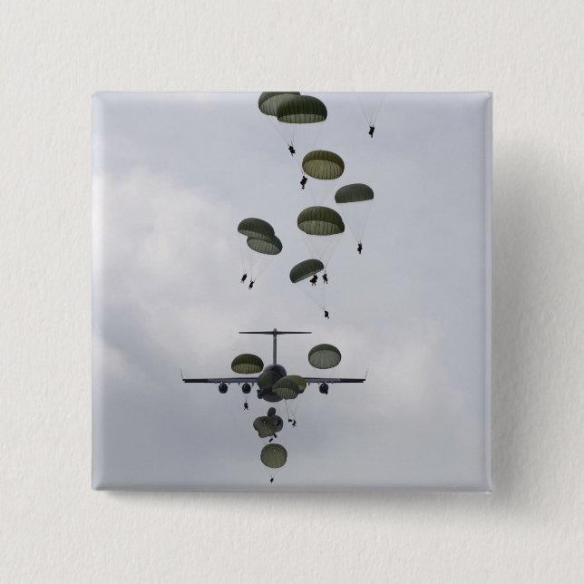 Chapa Cuadrada Soldados del ejército saltan de un Globemaster II  (Anverso)