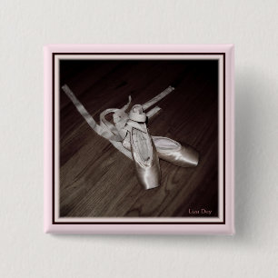 Chapa Cuadrada 'Toe Shoes' Square Pin