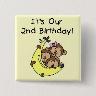 Chapa Cuadrada Trillizos 2 - Dos niños/ una camiseta Chica