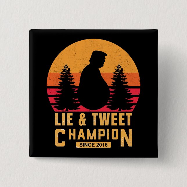 Chapa Cuadrada Trump se esconde y busca mentiras y engaño (Anverso)