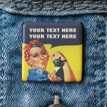 Chapa Cuadrada Tu Gato Lo Haces Rosie The Riveter Feminist<br><div class="desc">El botón feminista del Riveter - Este botón/insignia sensacionalista tiene un diseño basado en el "¡Podemos hacerlo!" Poster de propaganda estadounidense. Asociada con Rosie the Riveter, quien fue fundamental en el movimiento de mujeres a la fuerza laboral remunerada durante la Segunda Guerra Mundial. Esta imagen del ícono feminista con gato...</div>