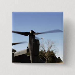Chapa Cuadrada Un CV-22 Osprey se prepara para sacar