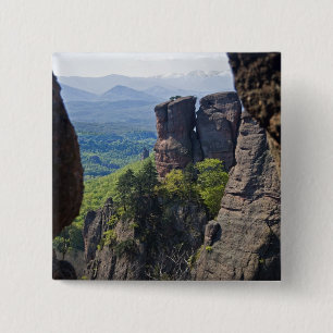 Chapa Cuadrada Un paseo por las ruinas del castillo de Belogradch